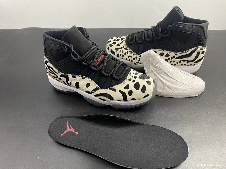 Instinct Air AR0715-010 11 Animal Jordan 1217